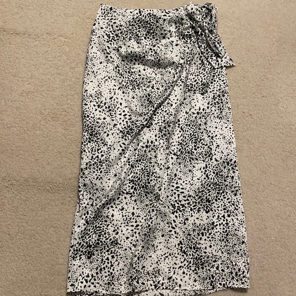 mid length satin skirts patterns